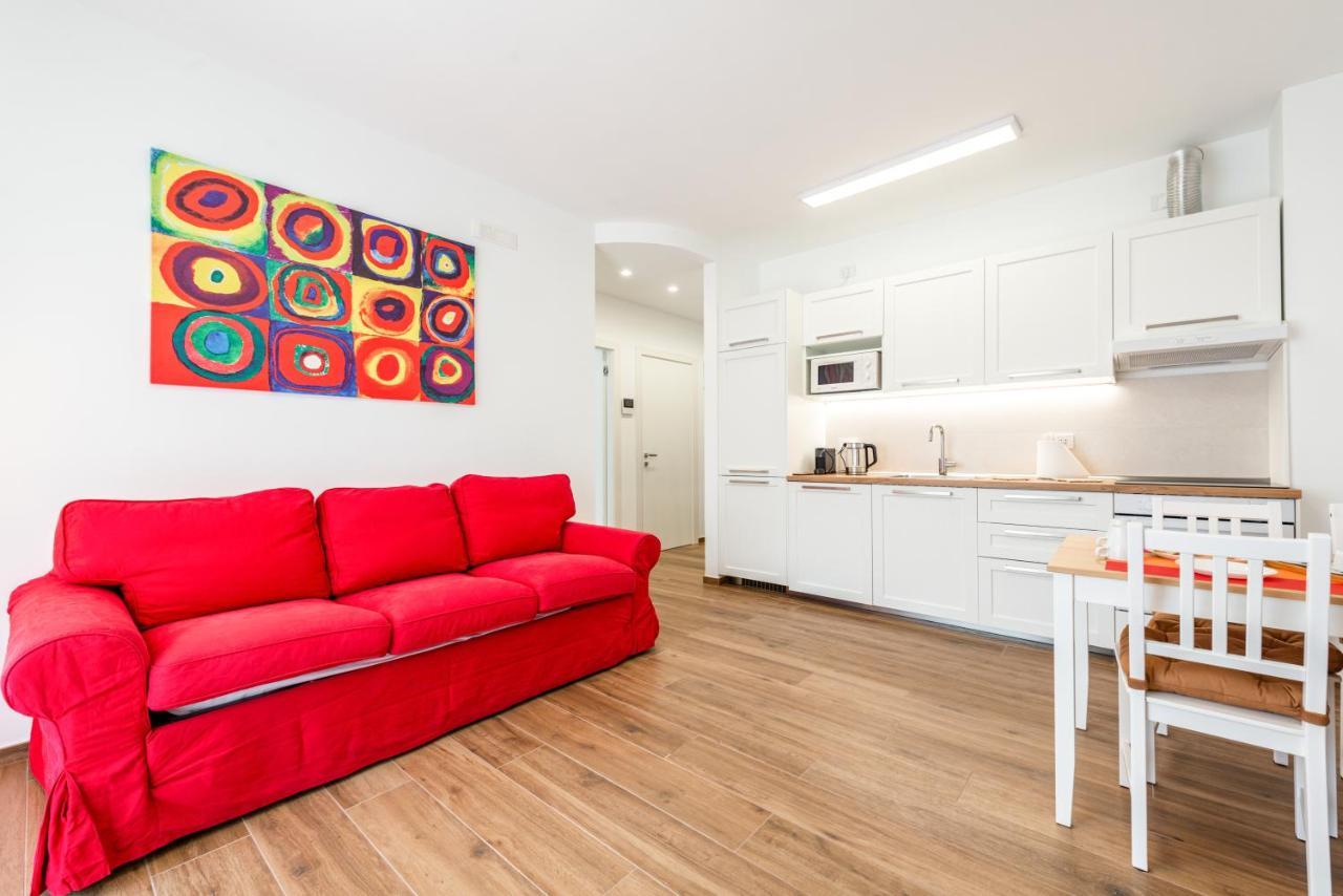 Central Station Apt With Parking Bari Esterno foto